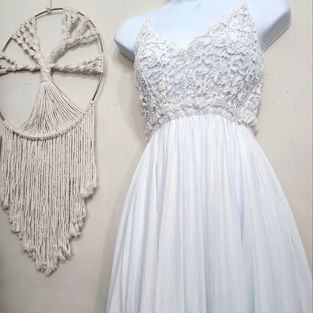 ☆ SOLD ☆ RAGA Stephanie Crochet Lace Maxi Dress In White Size Small - Picture 9 of 12